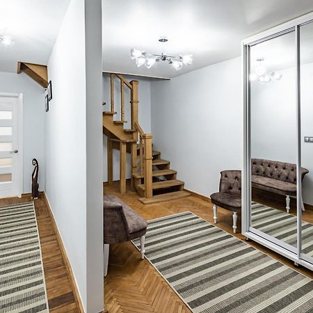 Romari Apartment Вірменська Lviv Ngoại thất bức ảnh