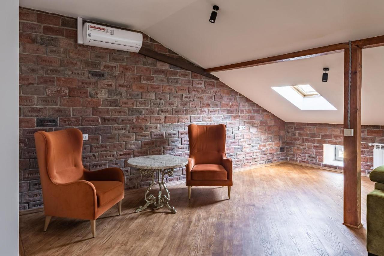Romari Apartment Вірменська Lviv Ngoại thất bức ảnh