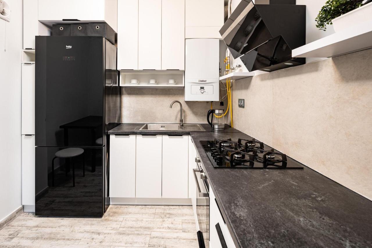 Romari Apartment Вірменська Lviv Ngoại thất bức ảnh