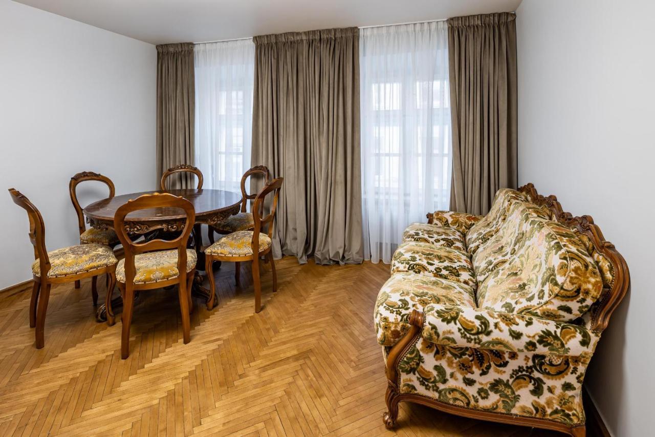 Romari Apartment Вірменська Lviv Ngoại thất bức ảnh
