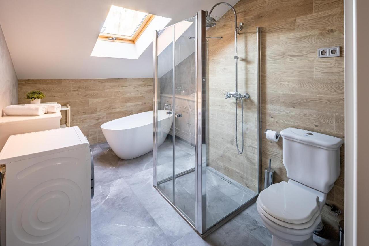 Romari Apartment Вірменська Lviv Ngoại thất bức ảnh