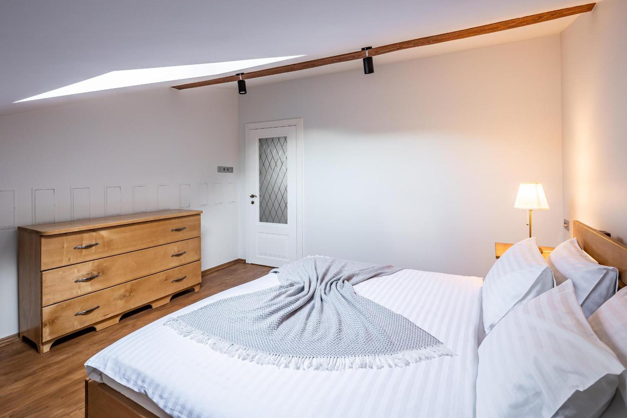 Romari Apartment Вірменська Lviv Ngoại thất bức ảnh